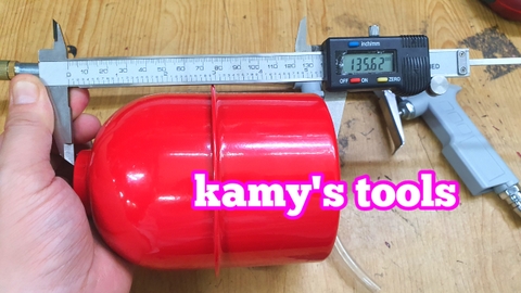 Bình xịt phun dầu bằng hơi khí nén màu đỏ loại lớn