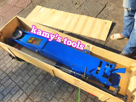 Kích con đội cá sấu 5 tấn nặng 90kg chưa bao bì