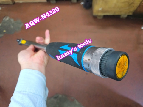 AQW-N4320V Cần siết lực chỉnh lực có đồng hồ Licota 1/2 inch 60-320Nm dài 600mm