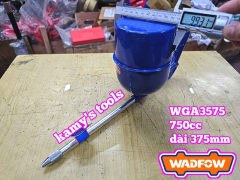 Dụng cụ bình châm nhớt xịt phun dầu bằng hơi khí nén 750cc Wadfow WGA3575