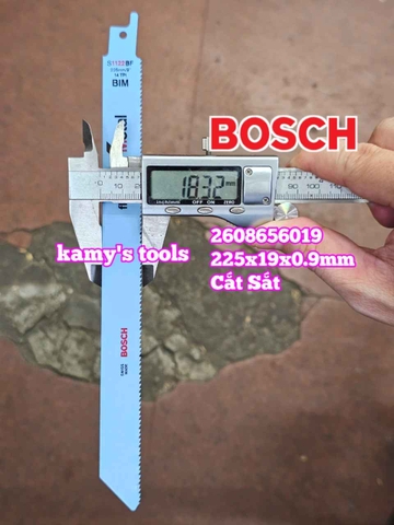 Lưỡi cưa kiếm cắt sắt Bosch S1122BF 2608656019 dài 9 inch 225x19x0.9mm