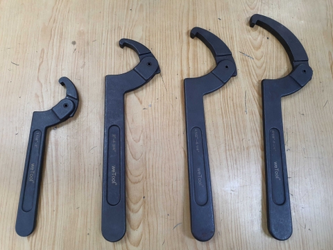 Cờ lê móc có điều chỉnh Wetools 155MM-220MM