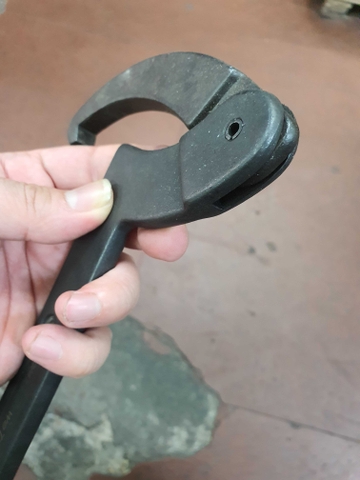 Cờ lê móc có điều chỉnh Wetools 155MM-220MM