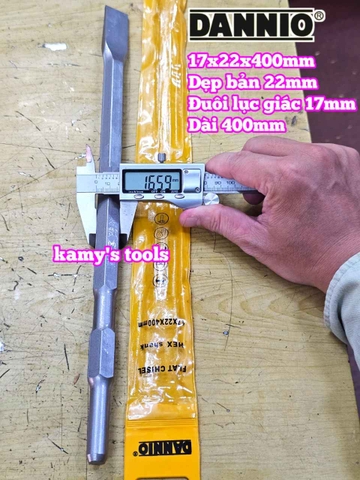 Mũi đục bê tông Dẹp bản 22mm đuôi lục giác 17mm dài 400mm 17x22x400mm Dannio DNO-61740B