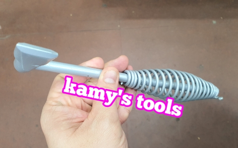 Búa gõ rỉ sét cán sắt có lò xo cao cấp Black Hand Đài Loan