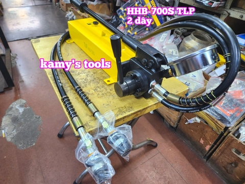 Bơm tay thủy lực HHB-700S TLP 2 chiều 2 ống dầu dung tích 3 lít dầu