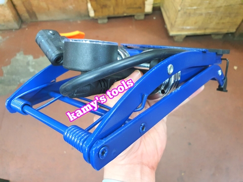 Bơm đạp chân, bơm xe máy, xe đạp 2 ống đường kính 55x120mm C-mart model L0002