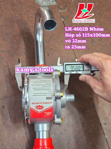 Bơm dầu quay tay bằng hợp kim nhôm LIANGHANG LH-4602B hộp số 115x100mm dài 125cm