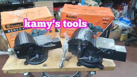 Ê tô bàn nguội xoay Asaki Ak-668 5 inch Ak-669 6 inch chính hãng chữ nỗi đổ khuôn không phải dán tem