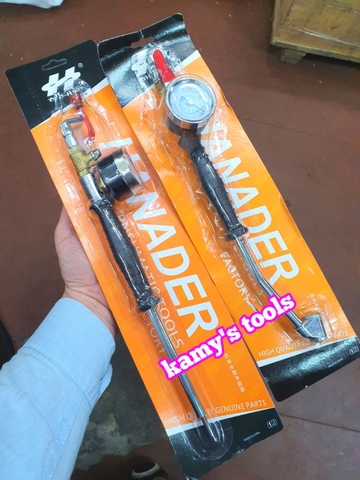 Tay bơm lốp xe ô tô, xe tải, xe máy có đồng hồ đầu cong và tay bơm lốp xe xoáy ti van quay kim vòi có đồng hồ loại thẳng