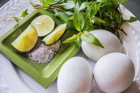 Trứng gà lộn (10 quả)