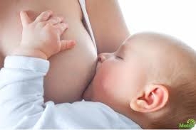 Quyên góp HƠN 2300 LÍT sữa, bà mẹ hai con được phong là 