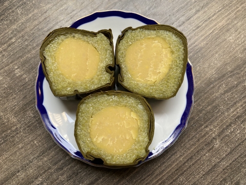 Bánh tét lá dứa đậu xanh 600g