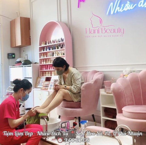 Làm móng chân có thể trang trí theo những kiểu nào? Xem ngay