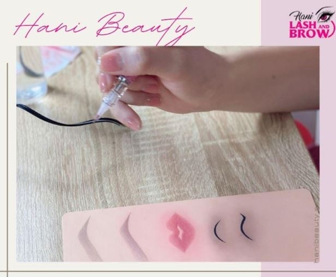 Tìm hiểu 3 khóa học phun xăm thẩm mỹ tại Hani Lash & Brows
