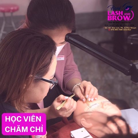 Khóa học nối mi cấp tốc có phù hợp với U60 không?