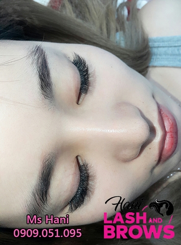 Nối mi Volume có đẹp tự nhiên không, nên dùng fan tươi hay fan sẵn?