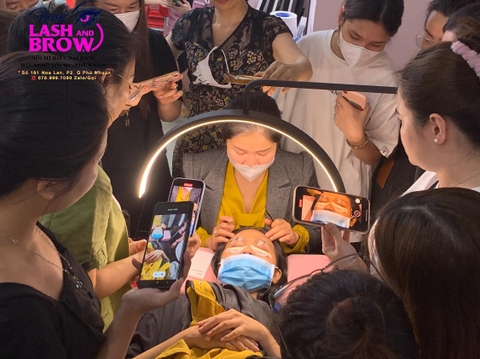 Địa chỉ học nối mi số lượng 1 lớp dưới 10 người?