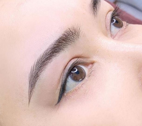 Xăm lông mày kiêng ăn gì để màu bong đẹp, bền bỉ như ý?