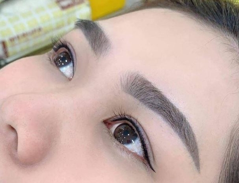 Bật mí kiểu phun mí mắt phù hợp với từng cánh cửa sổ tâm hồn