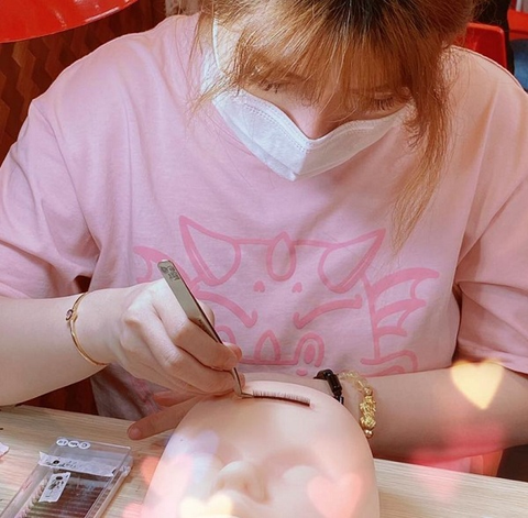 Tìm địa chỉ học nối mi uy tín nhiều ưu đãi nên tới đâu?