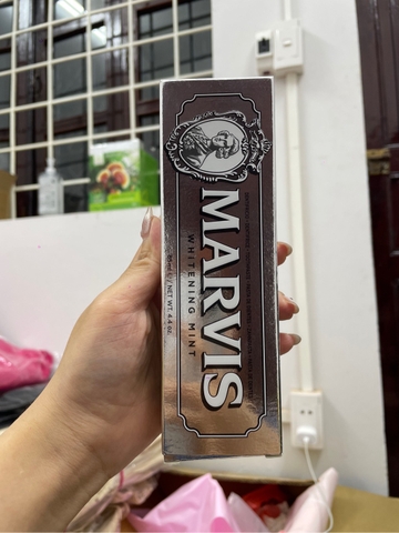 Kem đánh răng Marvis Trắng Whitening 85ml