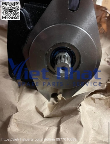 Bơm quạt và phanh HL780-9