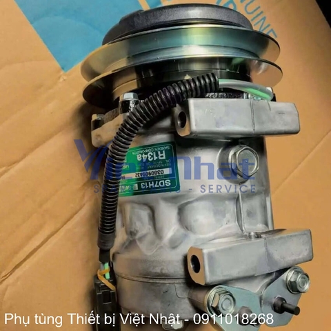 Lốc điều hòa Komatsu PC70-8