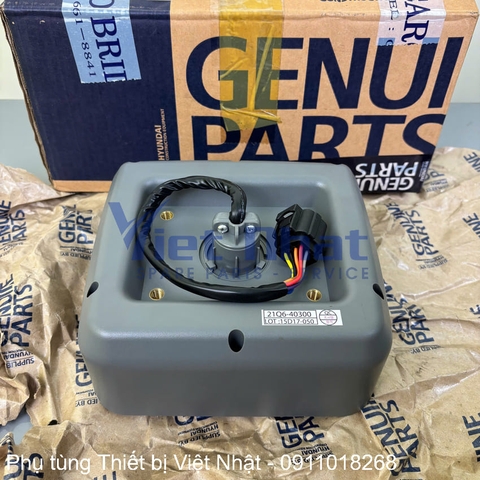Màn hình Hyundai R210W-9S – 21Q6-40300