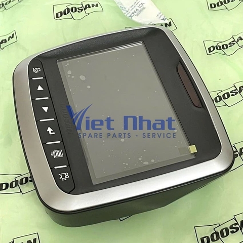 Mặt trước màn hình Doosan DX210 mã 300425-00175 hàng mới chưa sử dụng