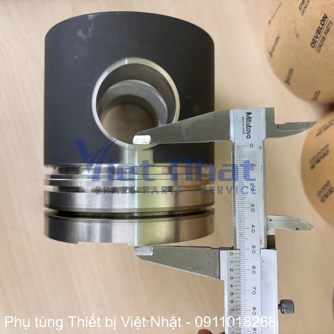 Sơ mi xi-lanh Doosan DE08 đo chiều dài thực tế