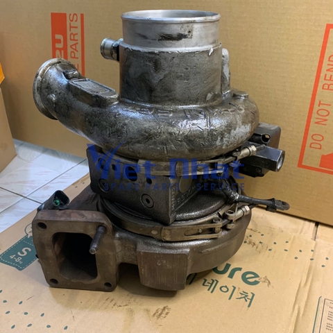 Turbo tăng áp 6D114-5 lắp trên máy ủi D65PX-17