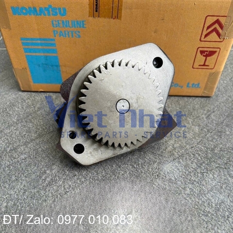 Bơm nhớt động cơ SAA6D107E-2 Komatsu PC200-10