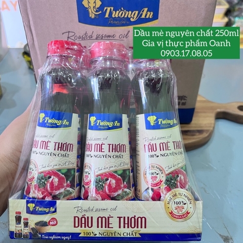(Thùng 12) Dầu mè thơm nguyên chất (250ml)