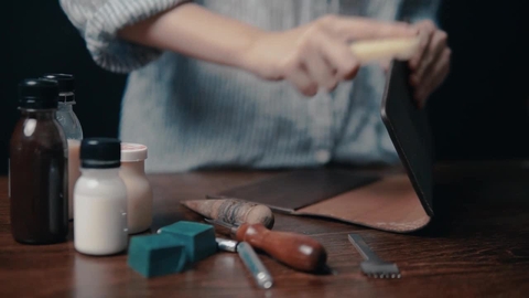 SIMON BESPOKEN BIBLE LEATHER COVER