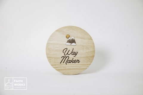 Mountain - Selah lá cờ