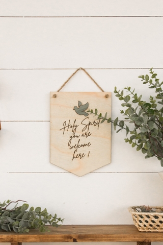 Green dove - Selah lá cờ