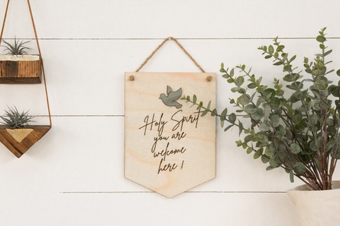 Green dove - Selah lá cờ