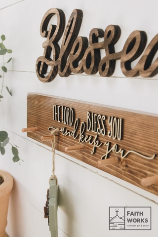 The Lord Bless You and Keep You - Móc treo gỗ L