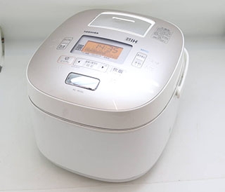 NỒI CƠM ĐIỆN  TOSHIBA (RC-DR10LR)-5.5kg