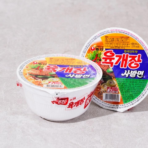 Mì tô bò cay Nongshim 86g | 농심 육개장사발면 86g