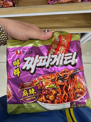 Mì trộn tương đen 140g 농심 마라짜파게티 (140g*4)
