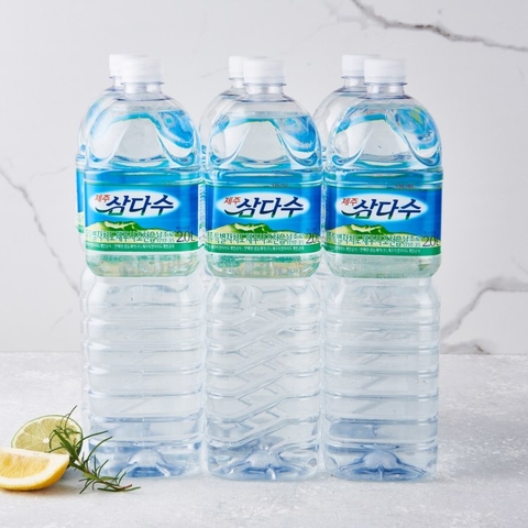 Nước khoáng thiên nhiên Samdasoo 2L | 제주 삼다수 2L