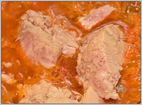 Cá ngừ ngâm dầu nho Dongwon 150g | 포도씨유참치 150g