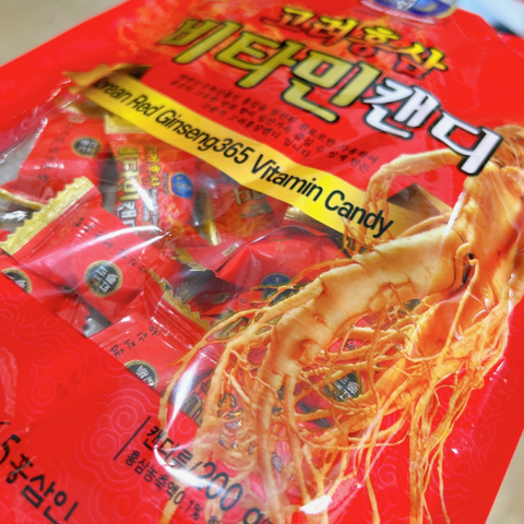 Kẹo hồng sâm có đường 365 vitamin 200g | 고려비타민캔디 200g