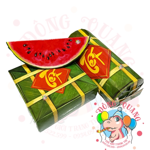Bánh chưng, tét, dưa hấu giấy xếp