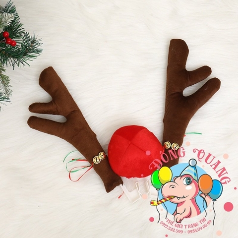 Sừng tuần lộc gắn ô tô