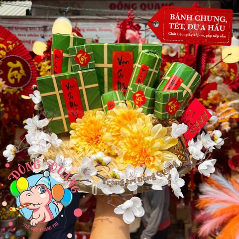 Bánh chưng, tét, dưa hấu giấy xếp