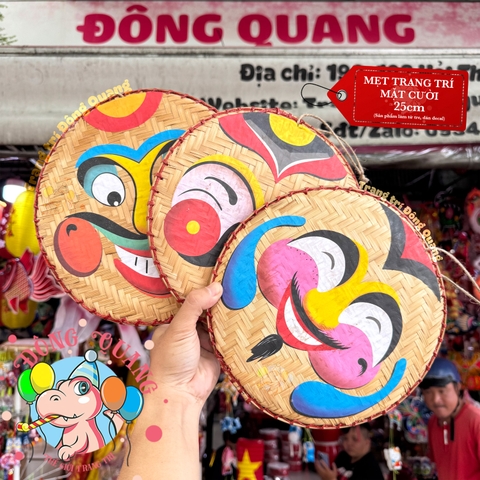 Mẹt tre dán decal trang trí