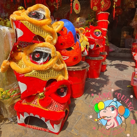 Đầu ông Địa múa Lân